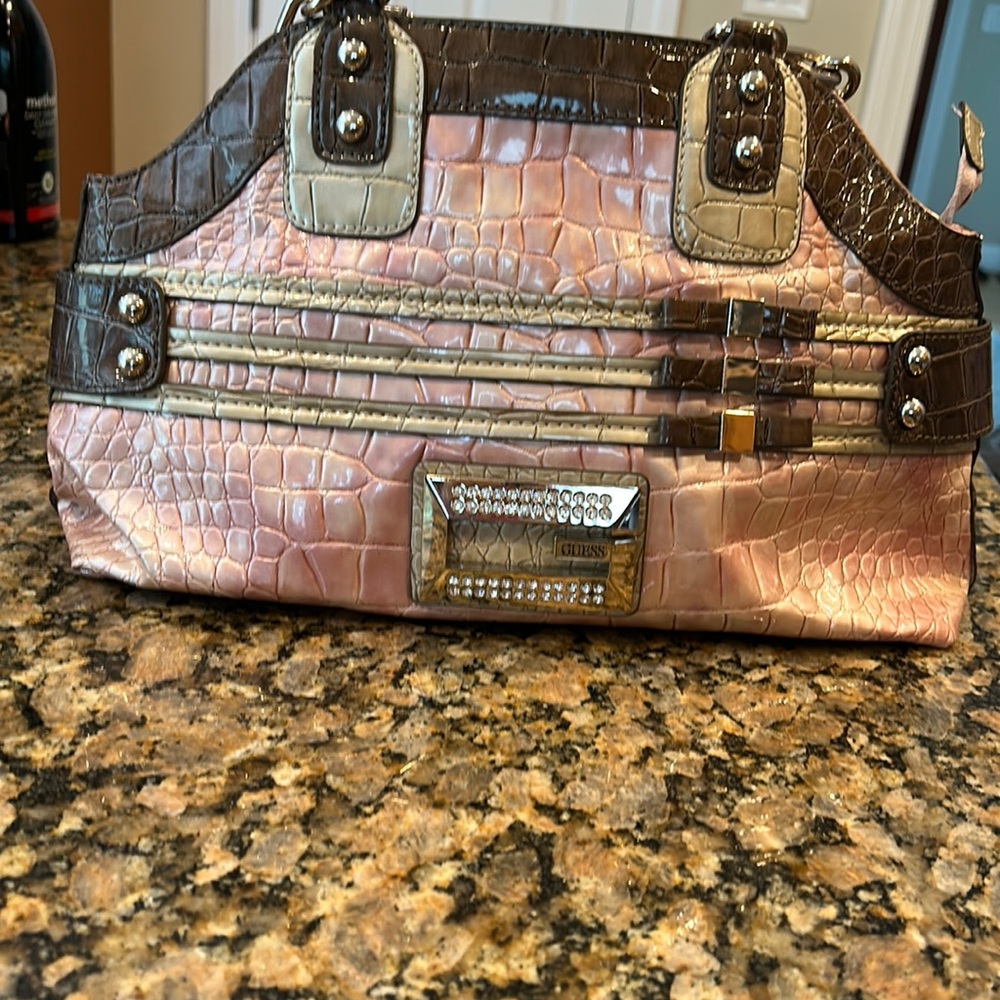 Large Women’s Guess Bag